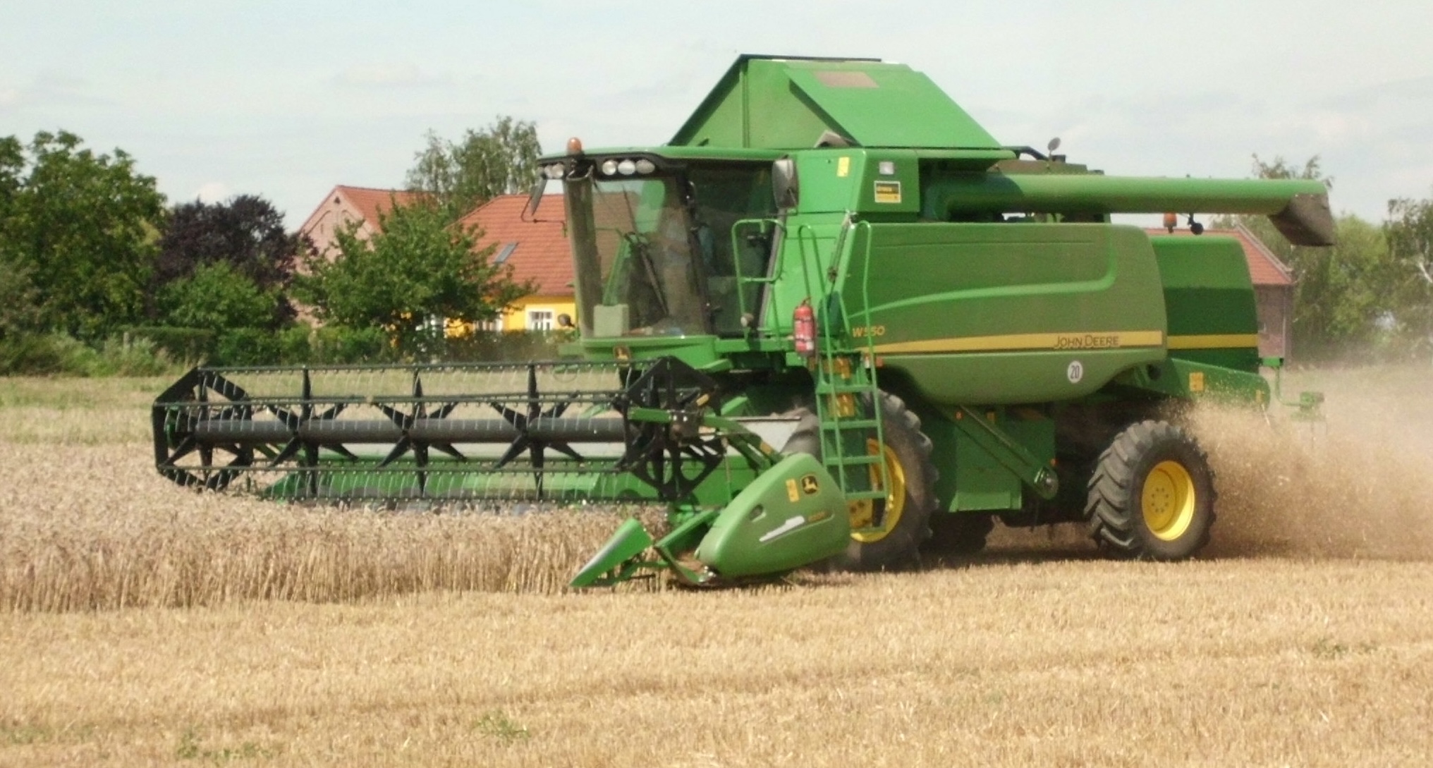 Kurz vor Beginn der Getreideernte erhöht die Saatgut-Treuhand wieder den Druck auf die Landwirte ... und der Landhandel spielt mit